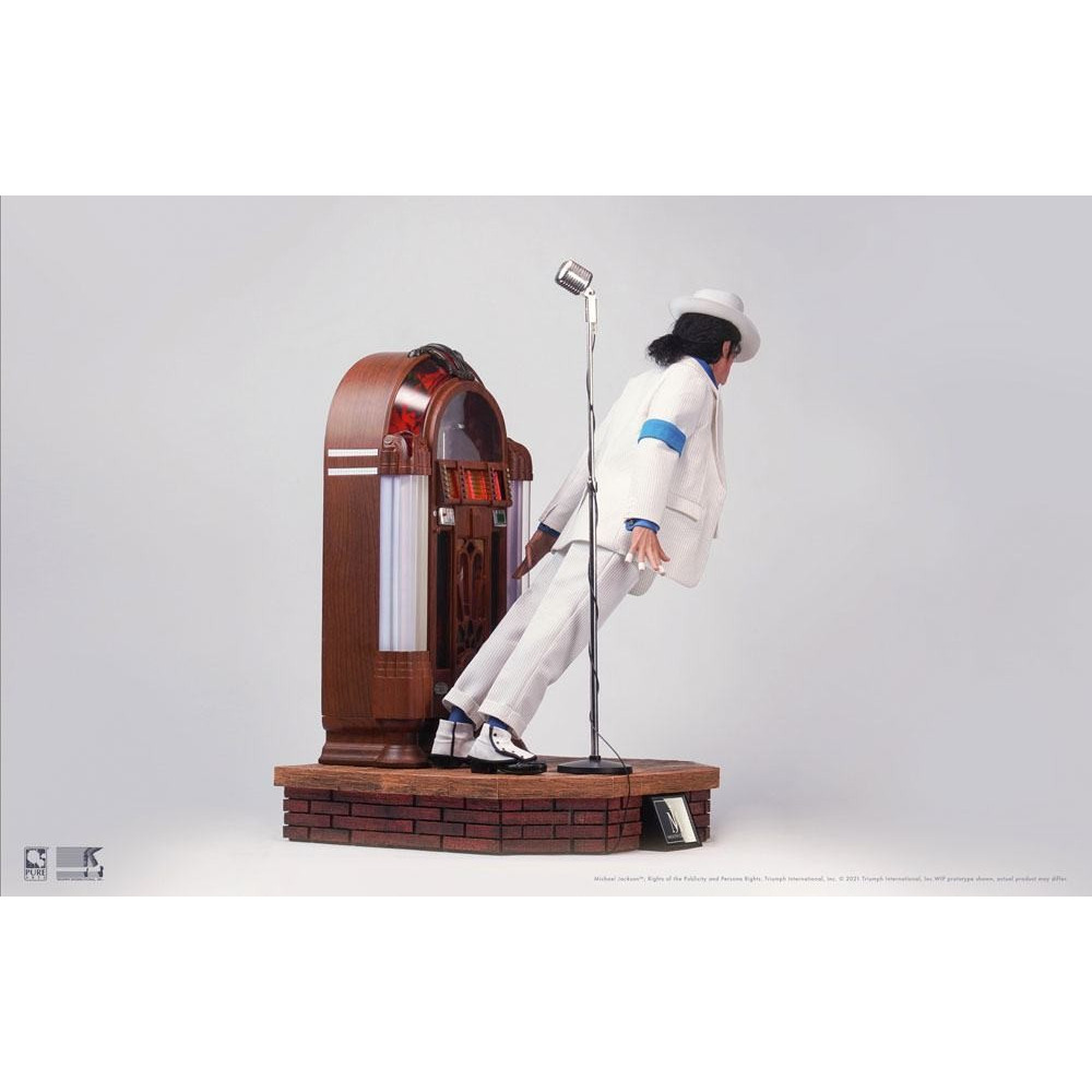 https://www.figurine-collector.fr/50623-thickbox_default/pure-arts-michael-jackson-statuette-13-smooth-criminal-deluxe-edition-60cm.jpg